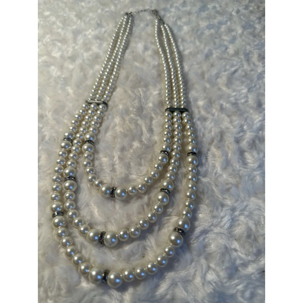Layered White Faux Pearl Beaded Necklace with Silver Tone Spacers